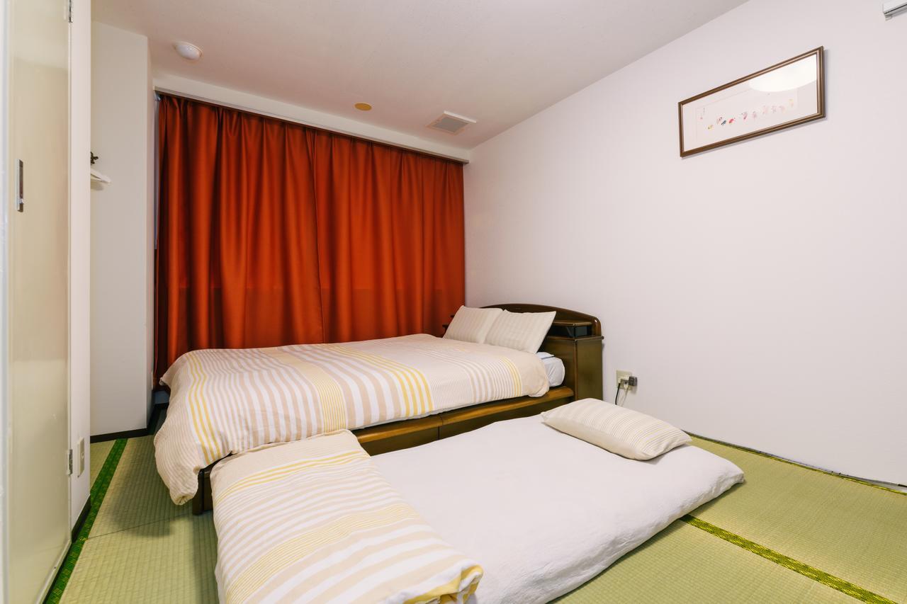 Guest House Chiharu Фукуока Экстерьер фото